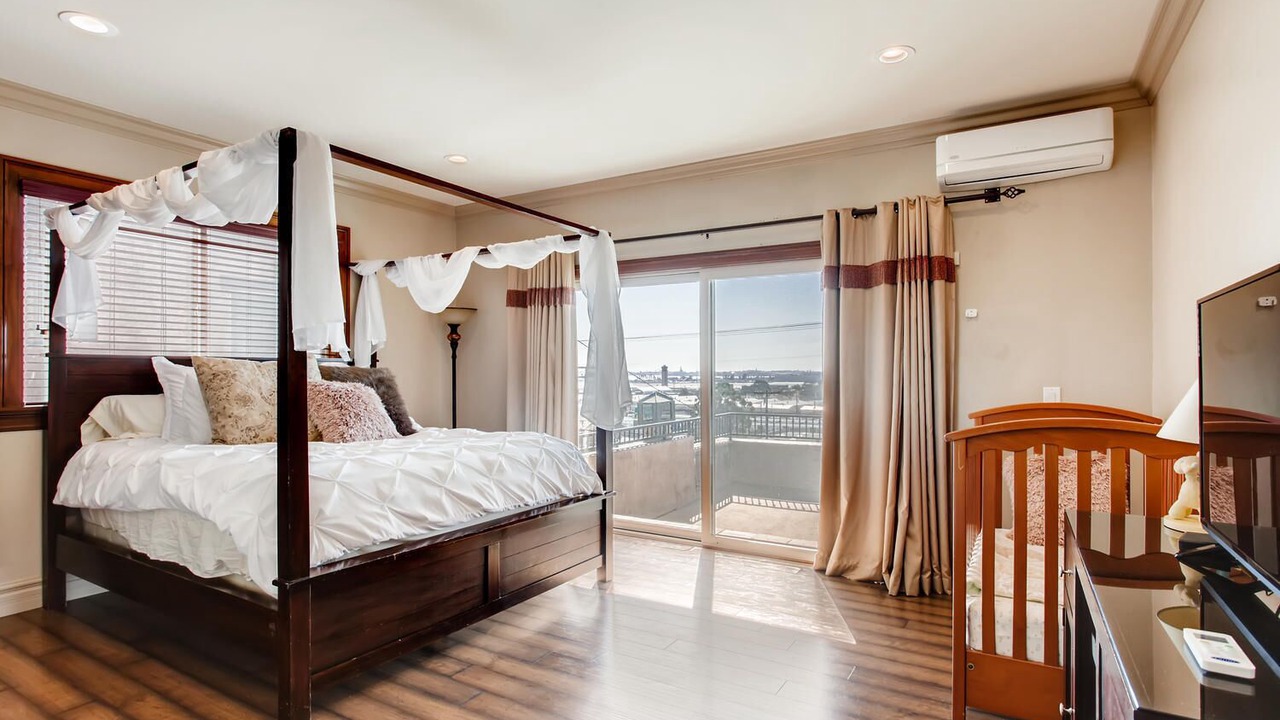Photo of Bedroom in Mission Hills