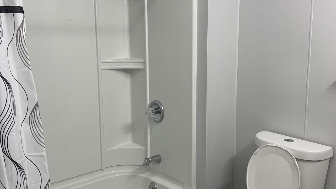 Photo of Bathroom in Niagara Falls