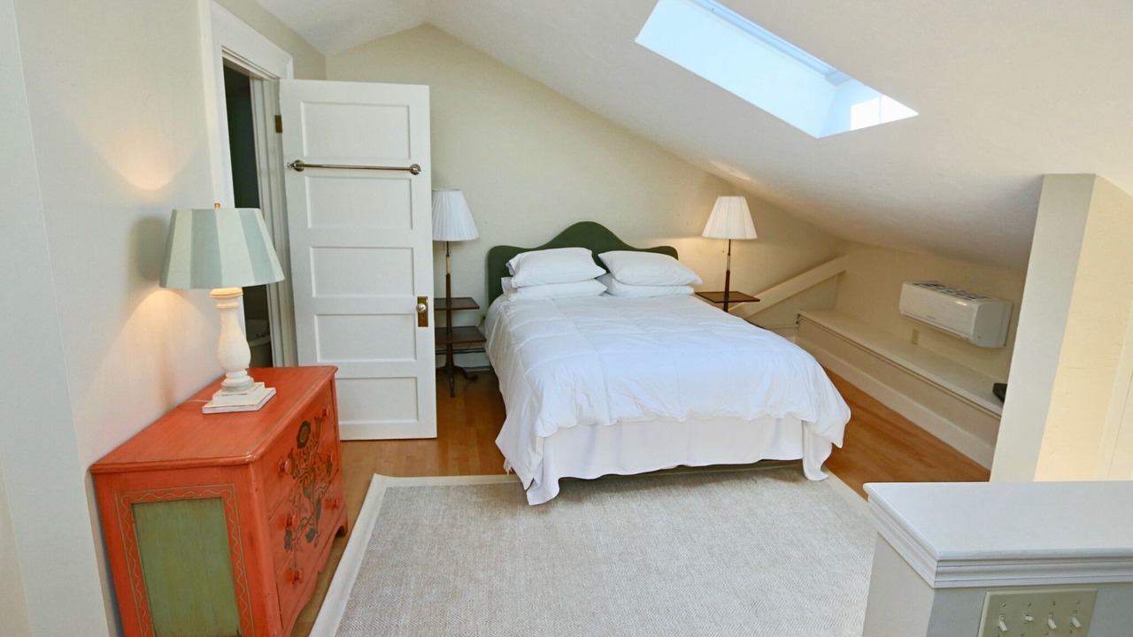 Photo of Bedroom in Marblehead