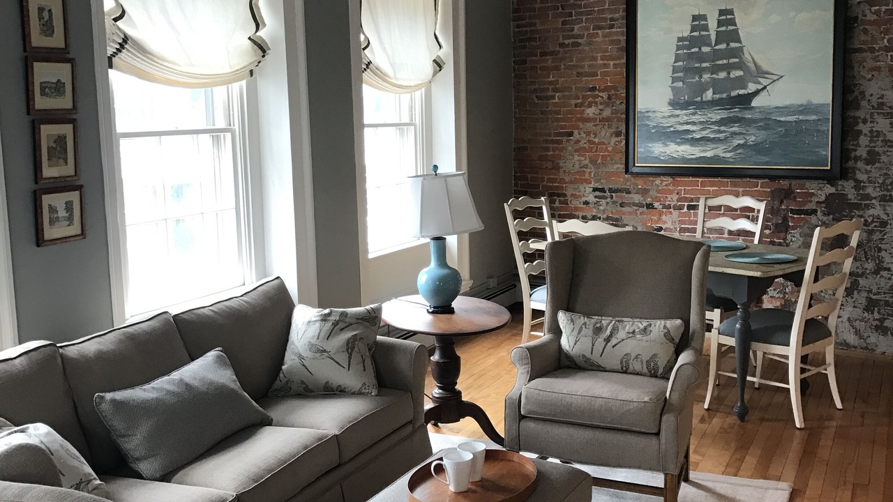 Photo of Livingroom in Marblehead