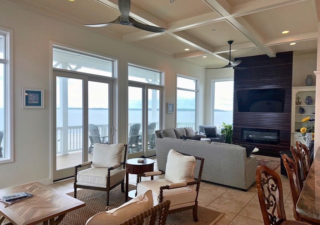 Photo of Livingroom in Saint Simons Island