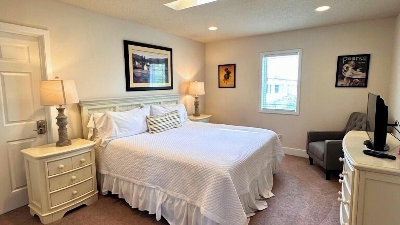 Photo of Bedroom in Saint Simons Island