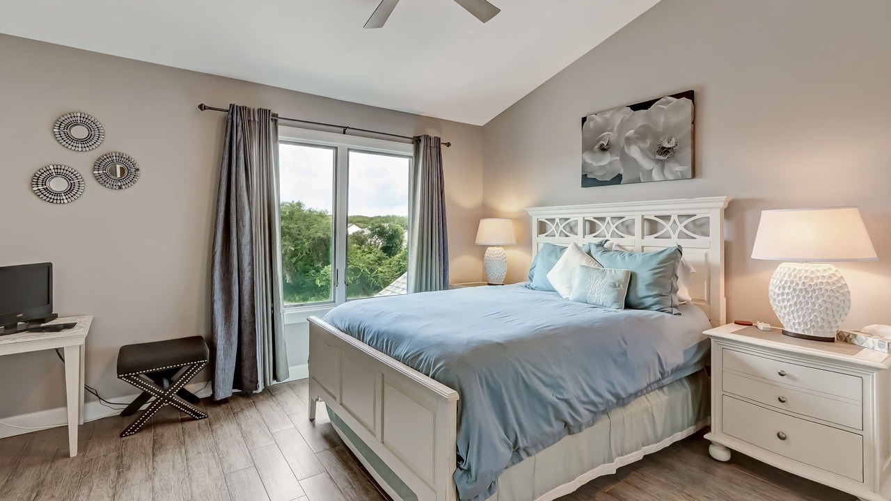 Photo of Bedroom in Amelia City