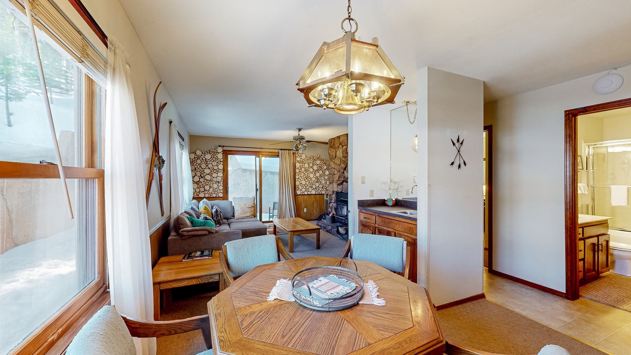 Photo of Livingroom in Angel Fire