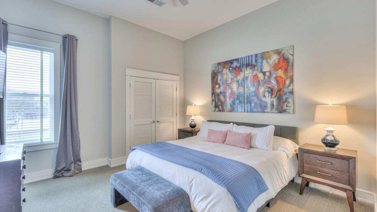 Photo of Bedroom in 12 South