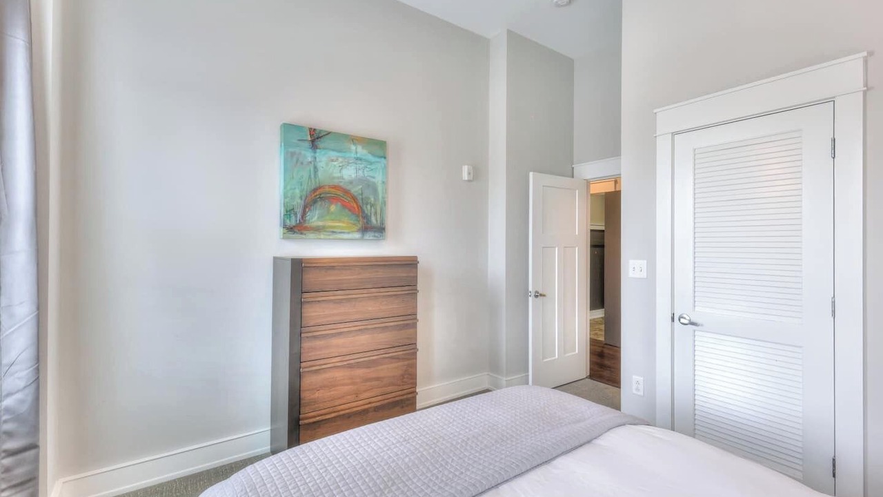 Photo of Bedroom in 12 South