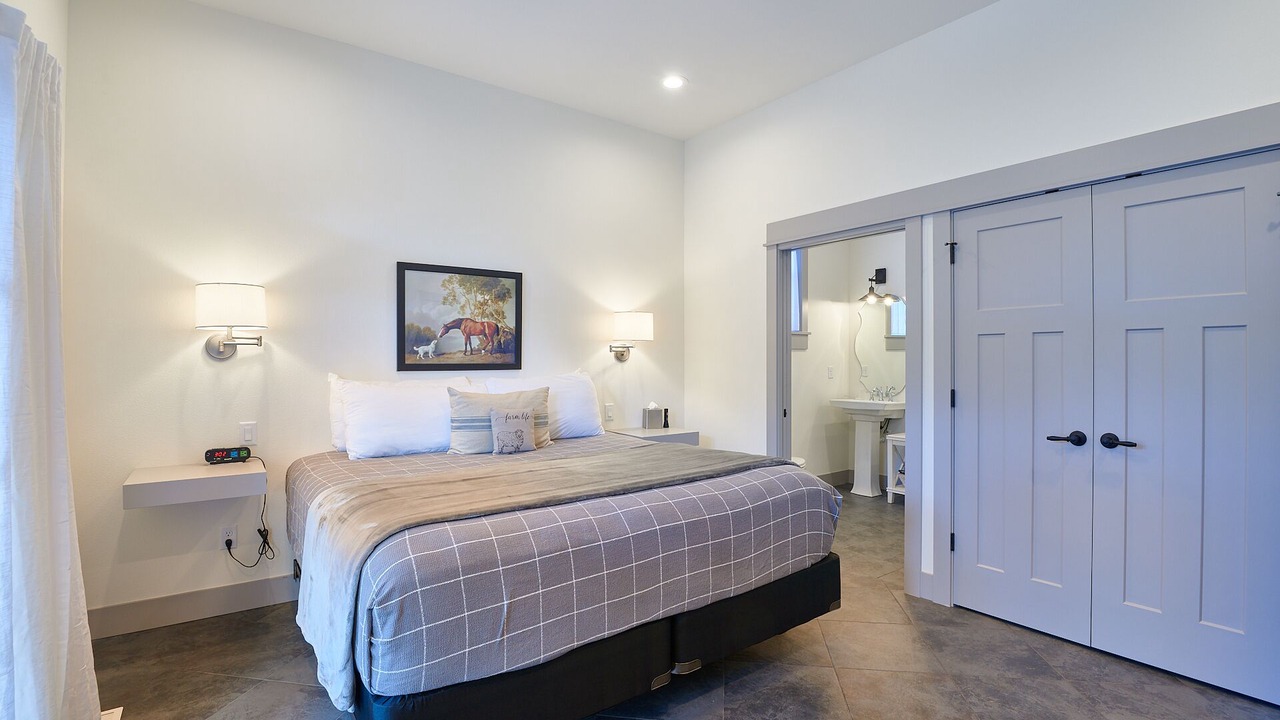 Photo of Bedroom in Newberg