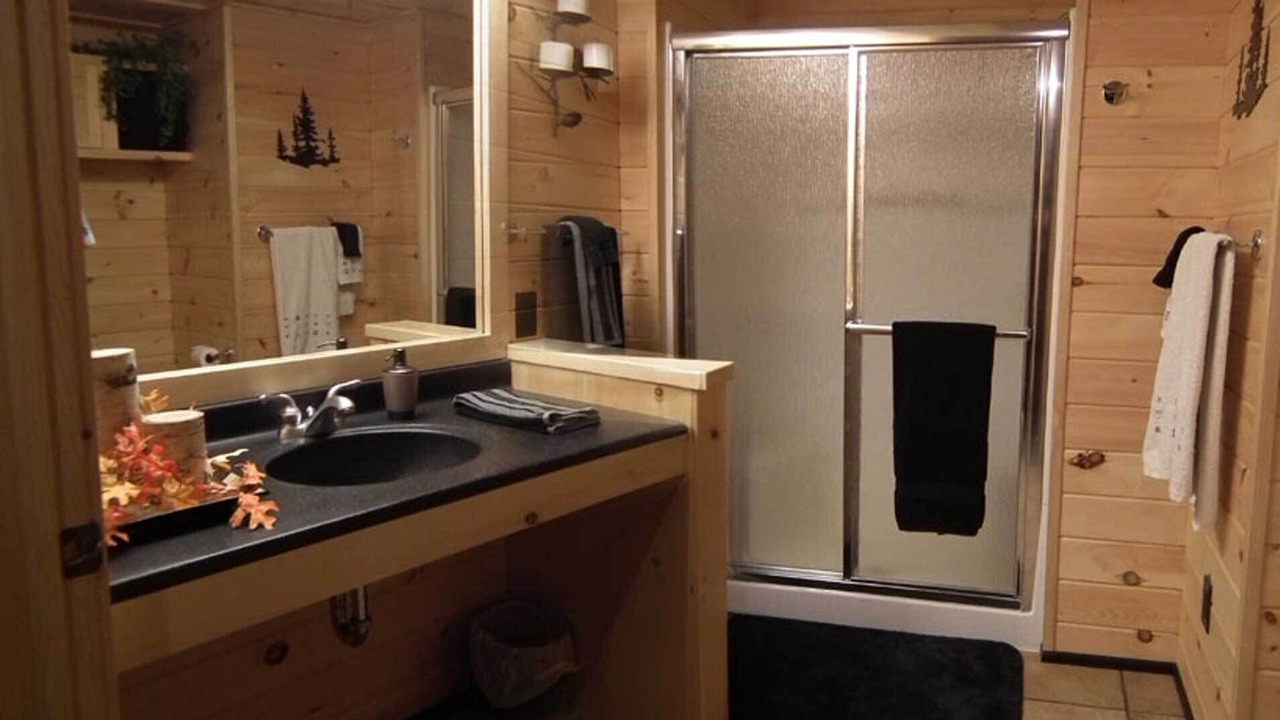 Photo of Bathroom in Watersmeet