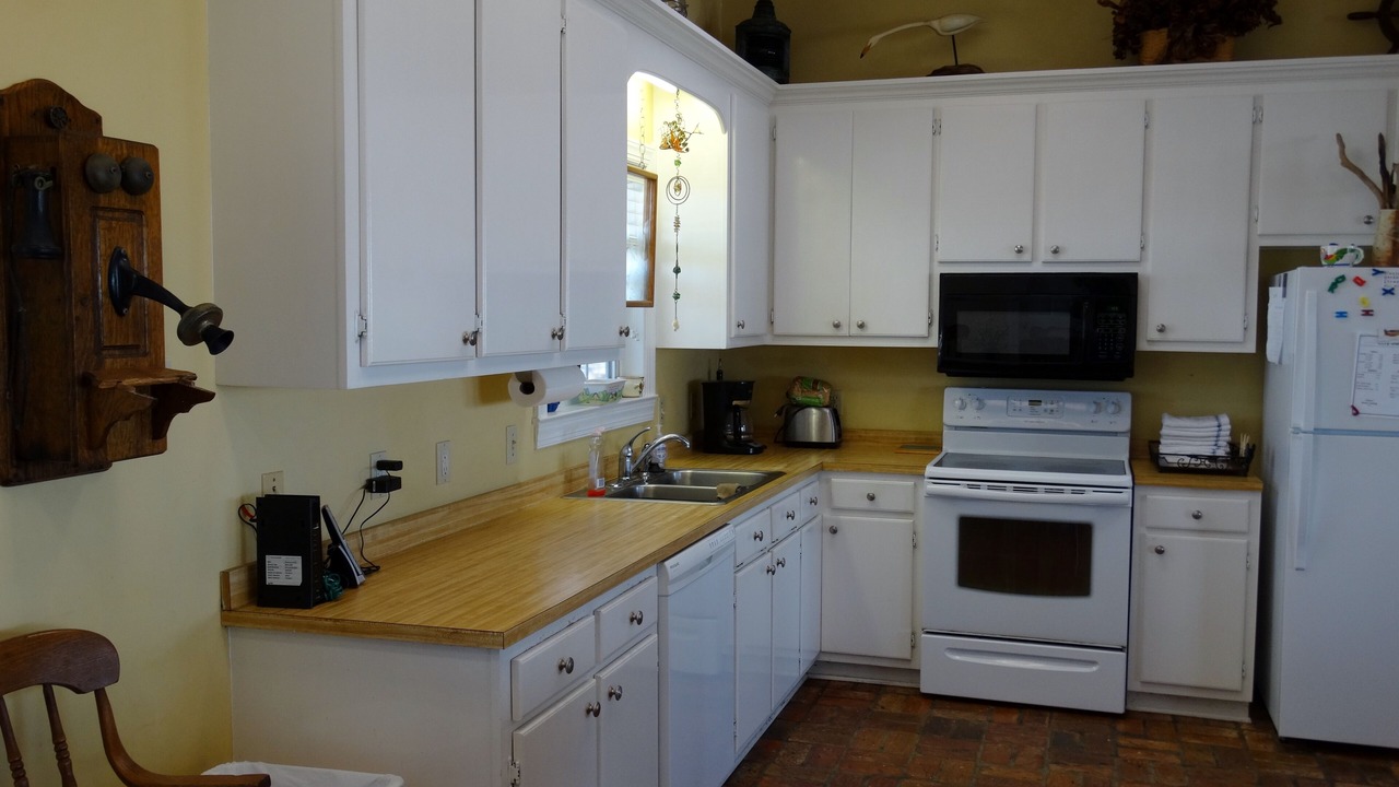 Photo of Kitchen in Silver Cay