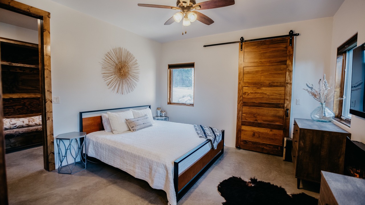 Photo of Livingroom in Angel Fire