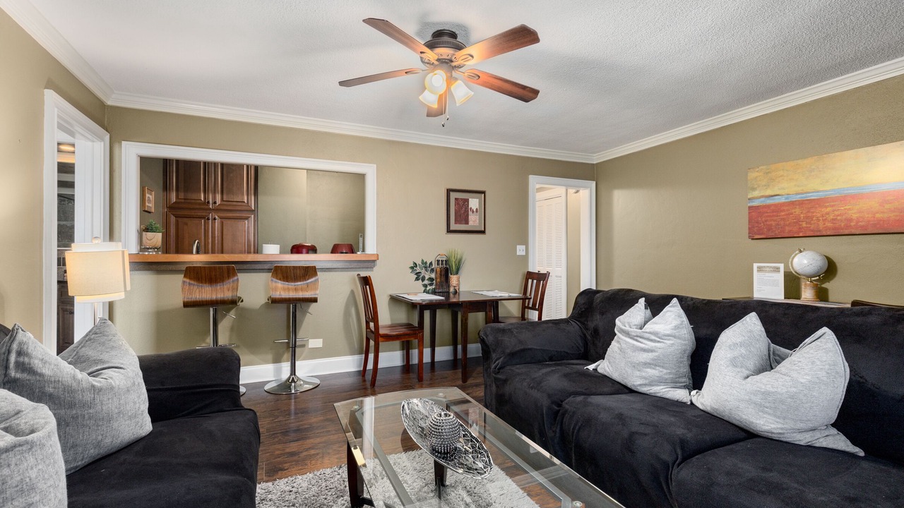 Photo of Livingroom in Downtown Atlanta