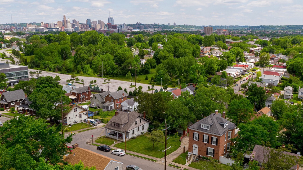Photo of Others in Latonia