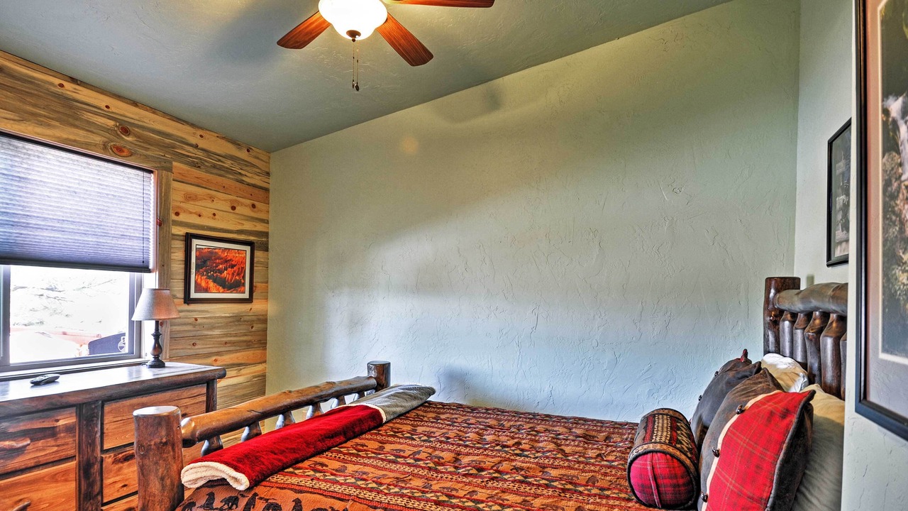 Photo of Bedroom in Pagosa Springs