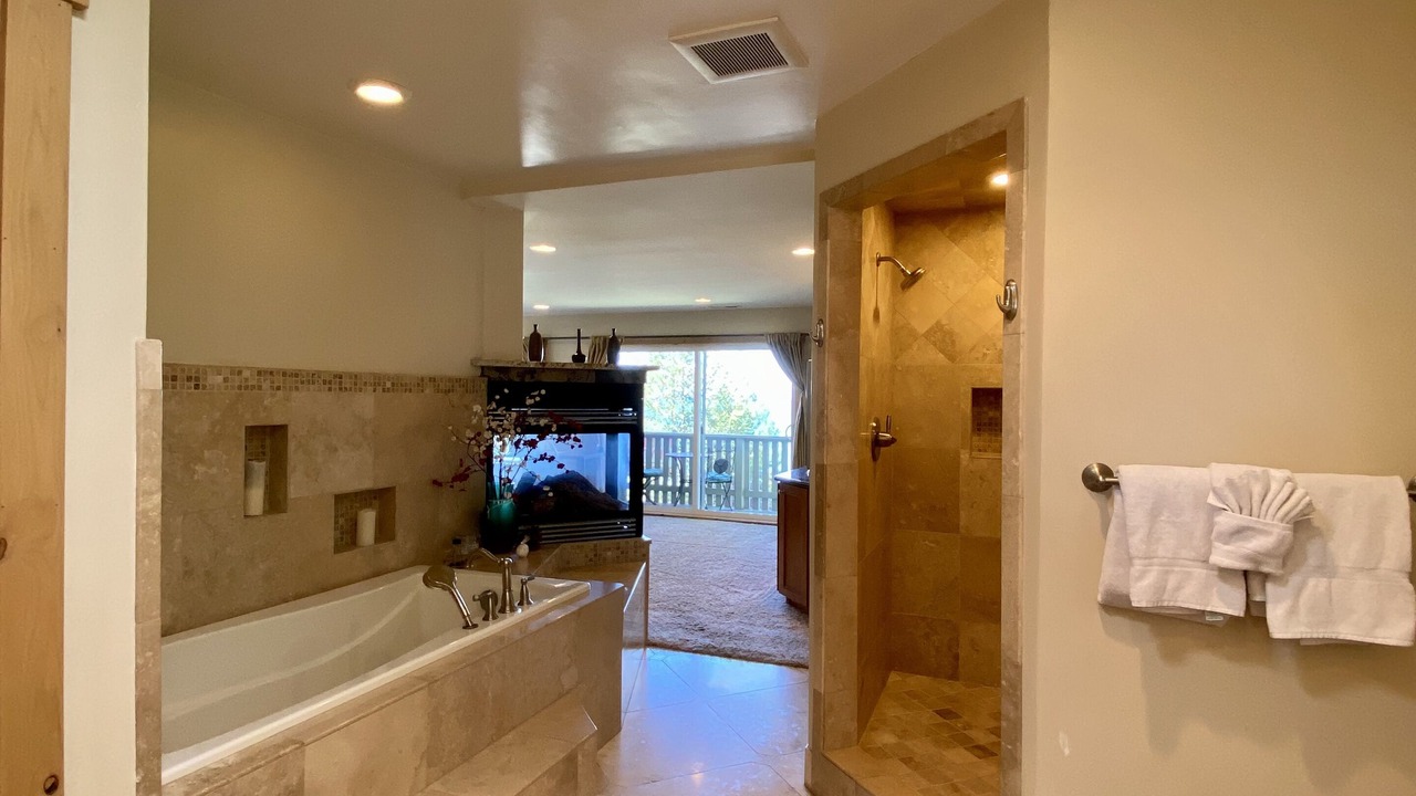 Photo of Bathroom in Al Tahoe