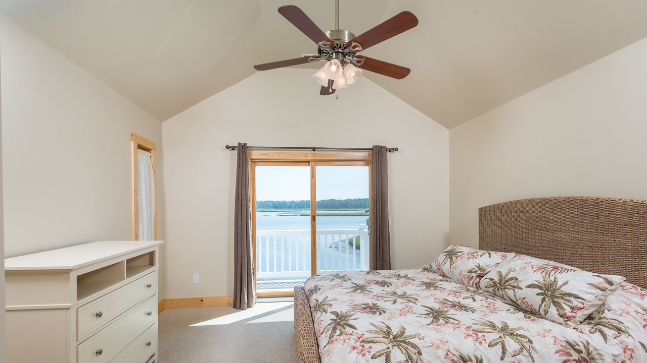 Photo of Patio Balcony in Piney Island