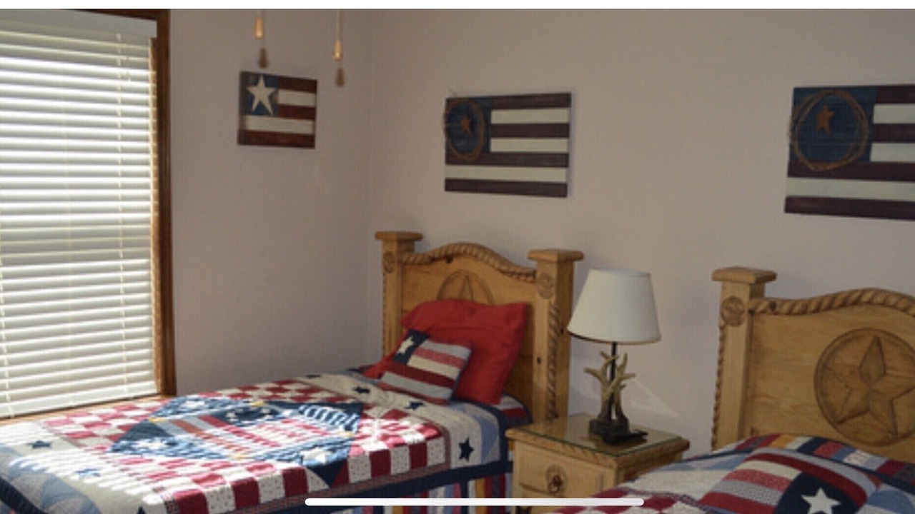 Photo of Bedroom in Ruidoso