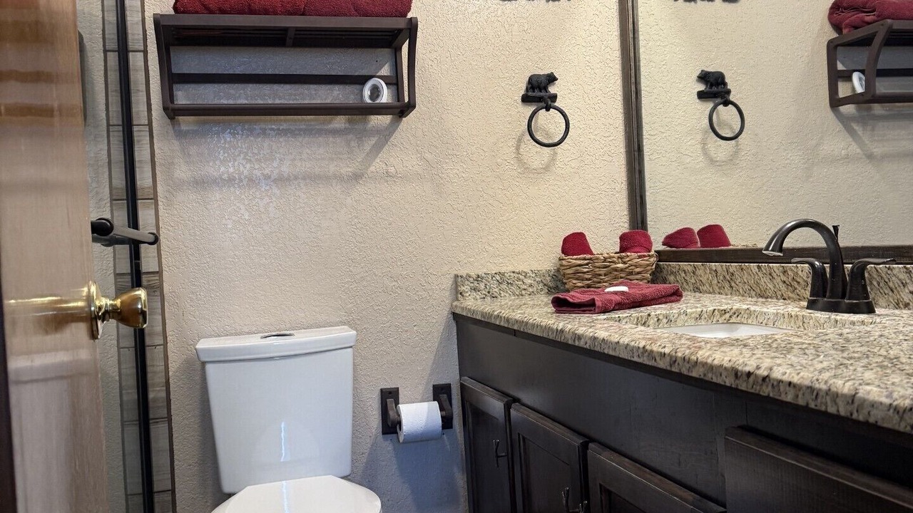 Photo of Bathroom in Ruidoso