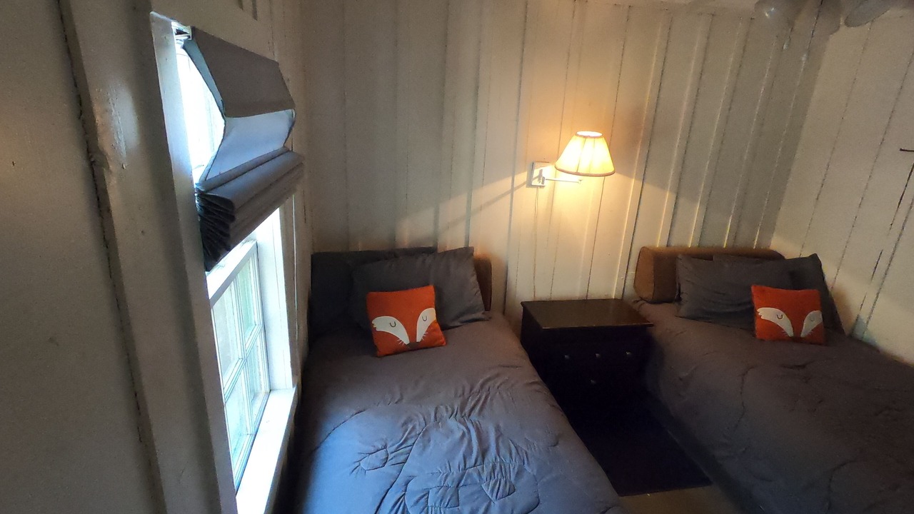 Photo of Bedroom in Rocky Bottom