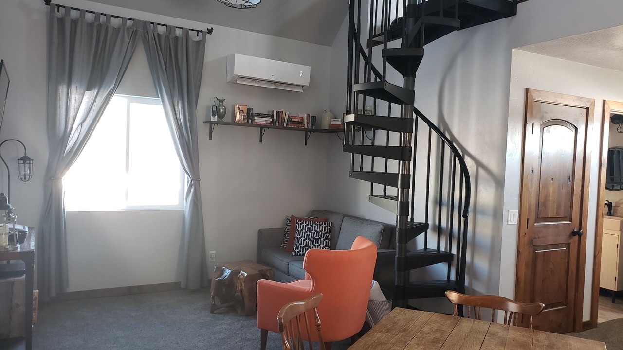 Photo of Livingroom in Cannonville