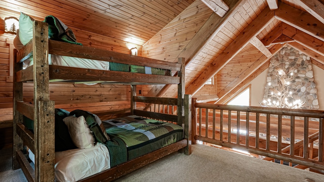 Photo of Bedroom in Eagle River
