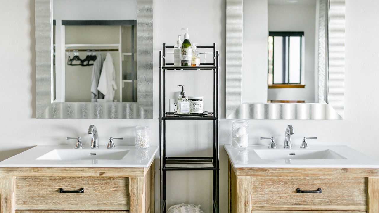 Photo of Bathroom in Lincoln Park