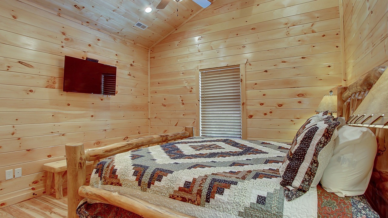 Photo of Bedroom in Gatlinburg