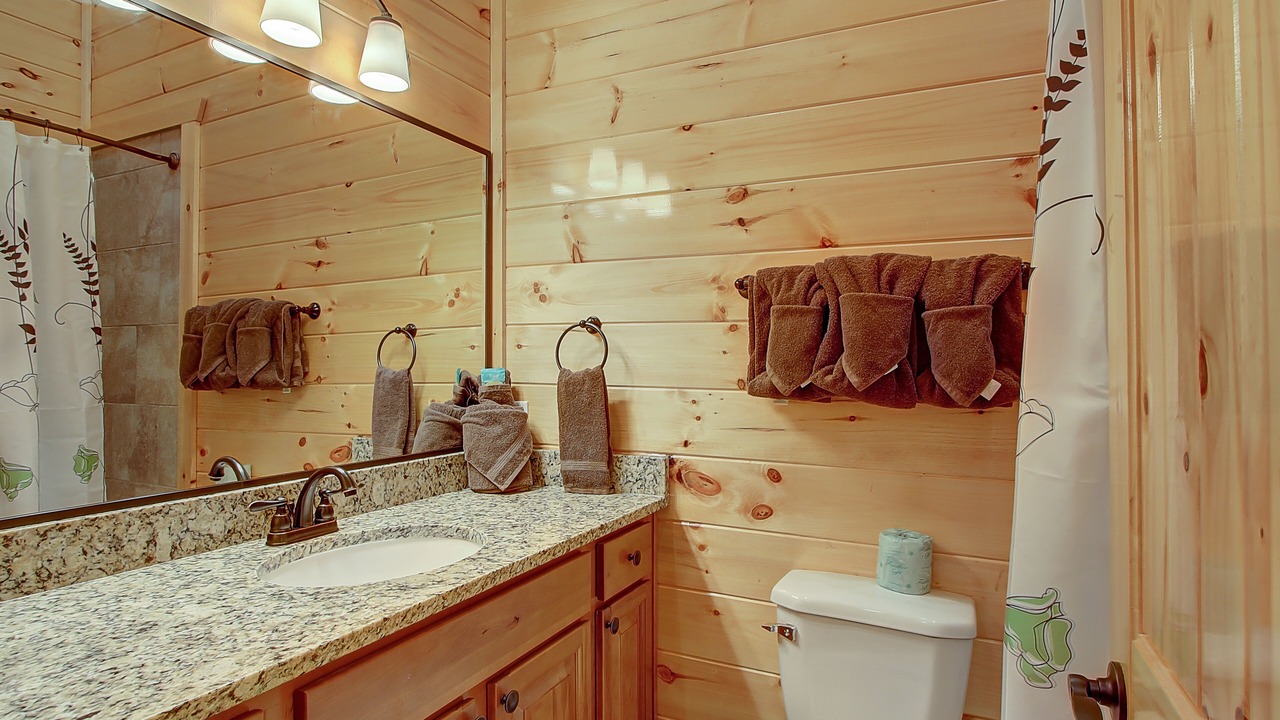 Photo of Bathroom in Gatlinburg