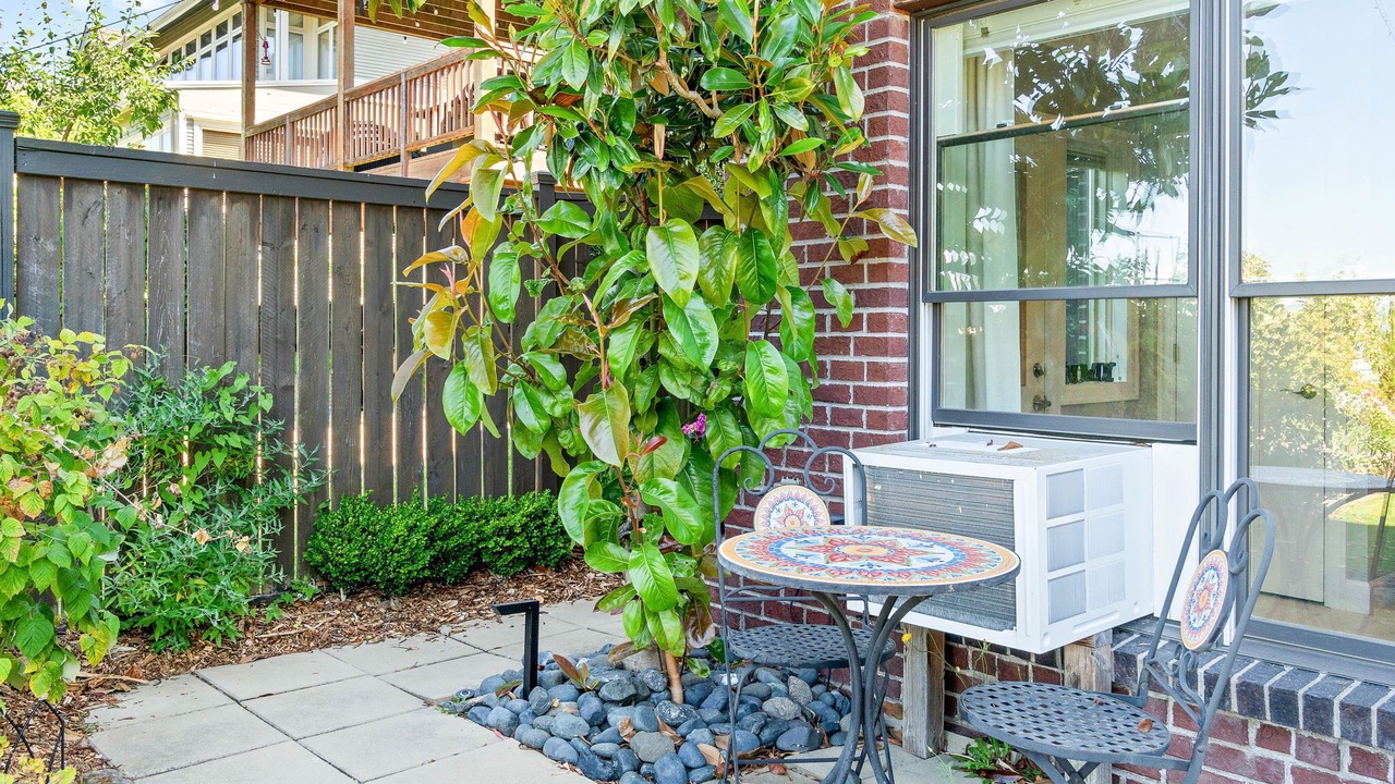 Photo of Outdoor in West Queen Anne