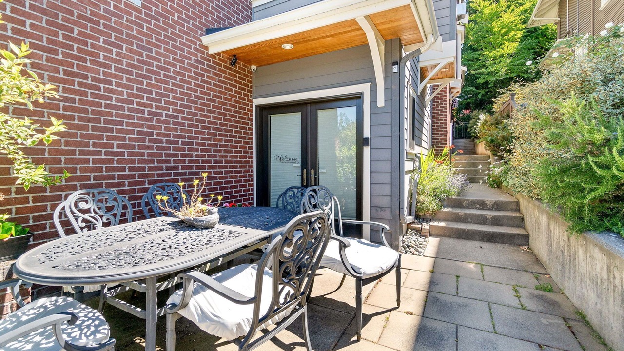 Photo of Outdoor in West Queen Anne