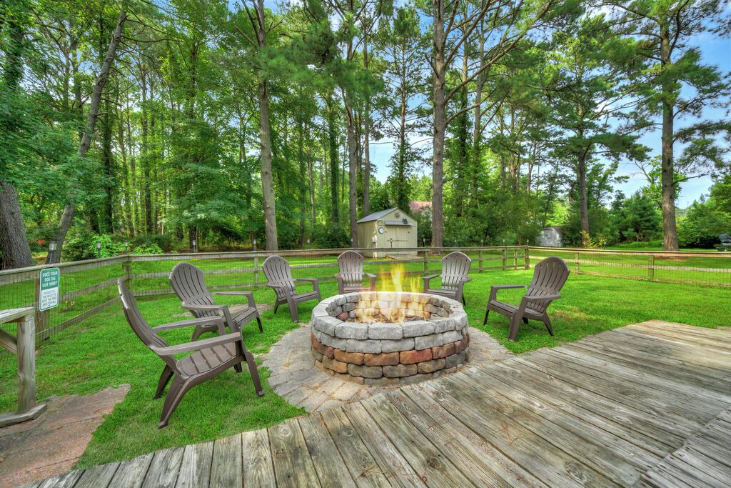 Photo of Others in Piney Island