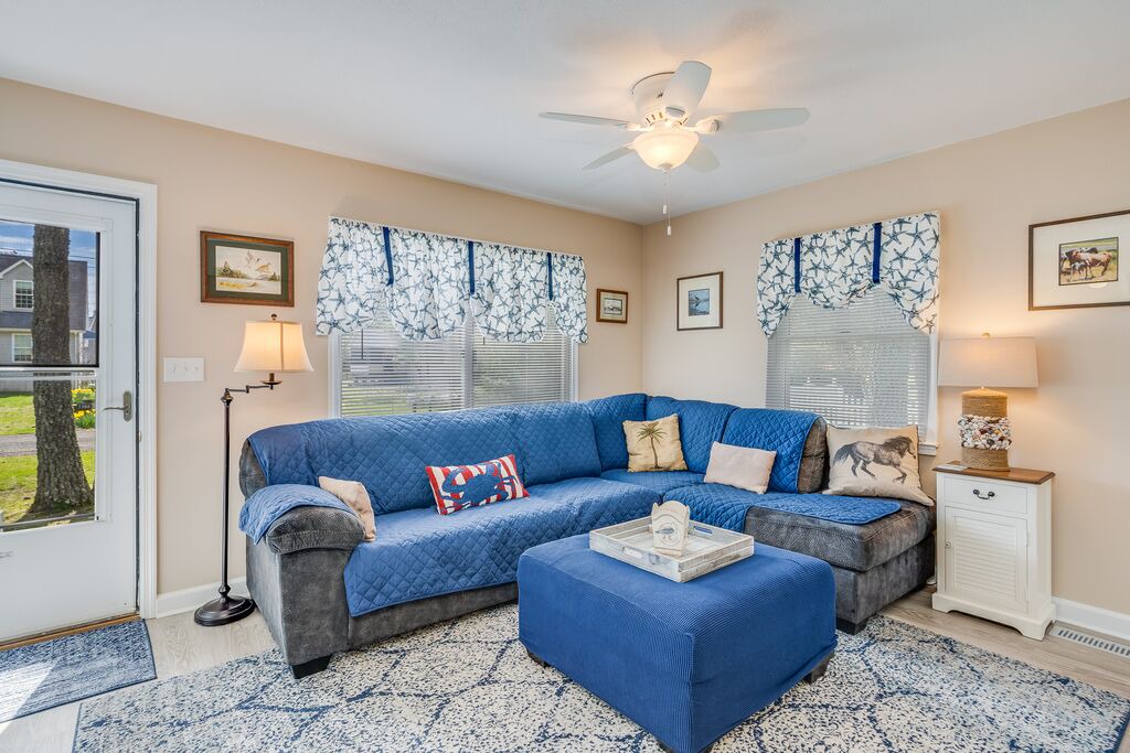 Photo of Bedroom in Piney Island