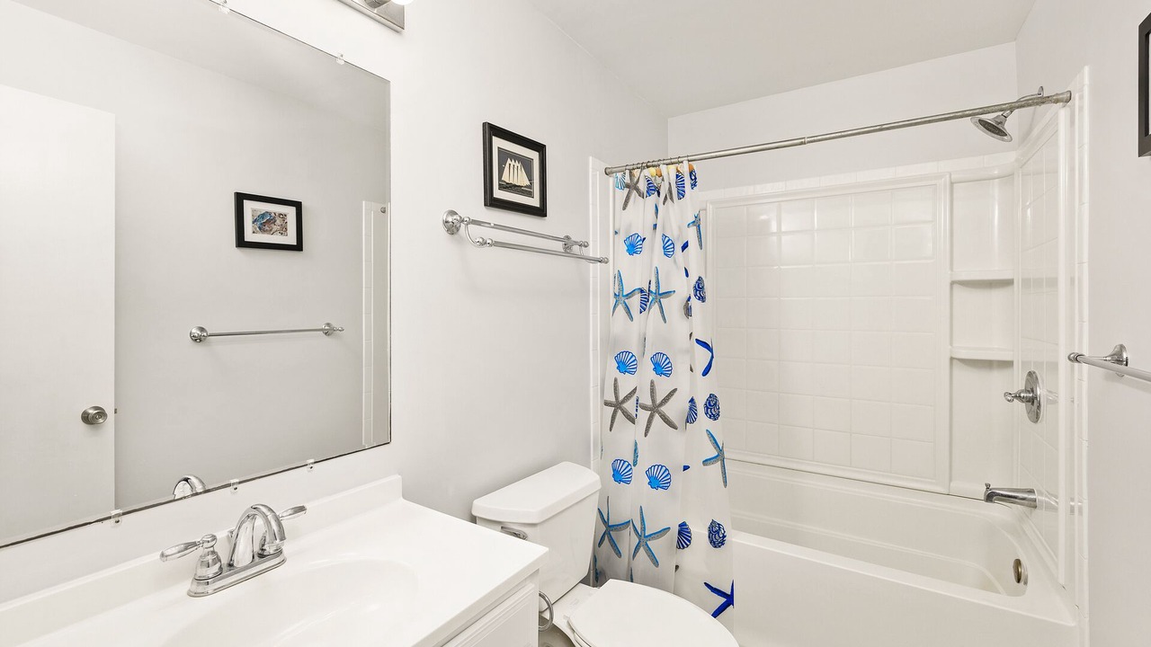 Photo of Bathroom in Piney Island