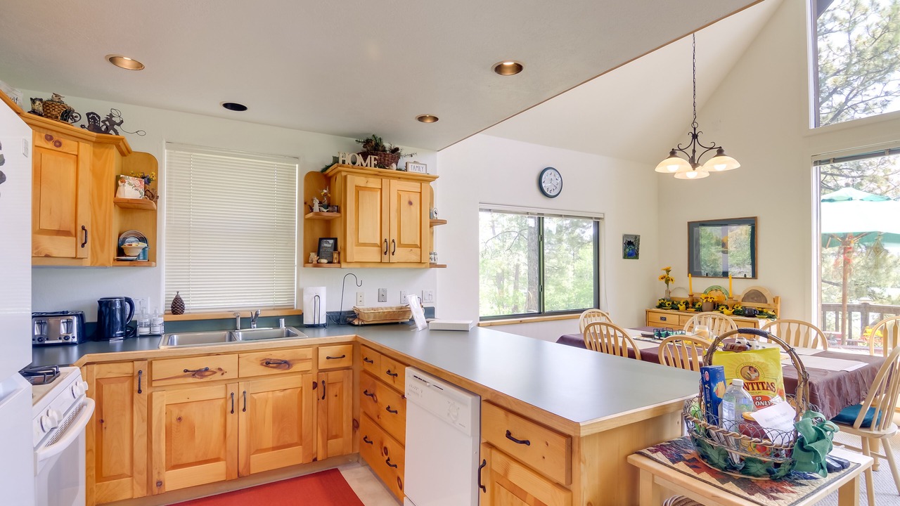 Photo of Kitchen in Twin Creek Village