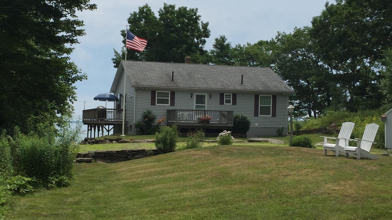 Photo of Outdoor in Round Pond