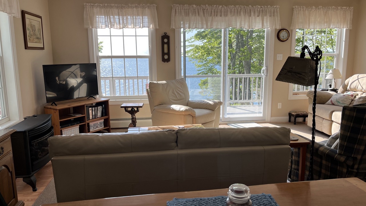Photo of Bedroom in Round Pond