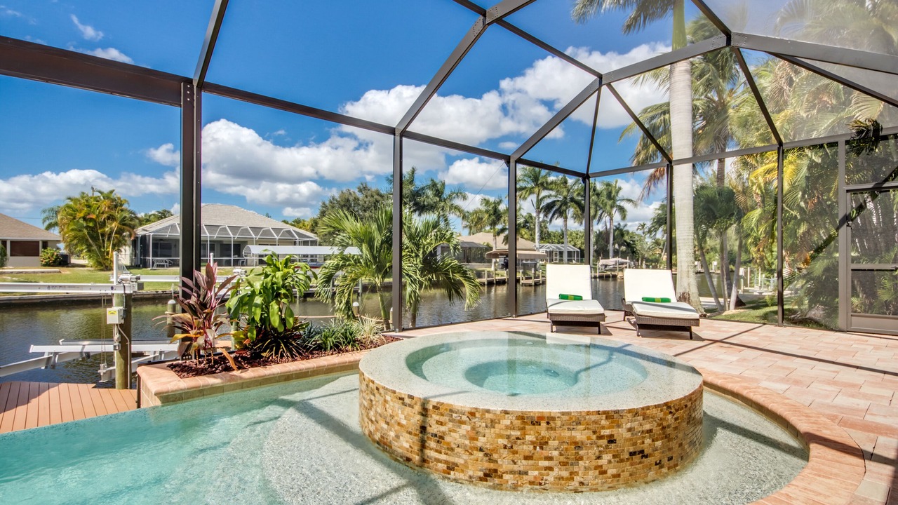 Photo of Outdoor in Pelican