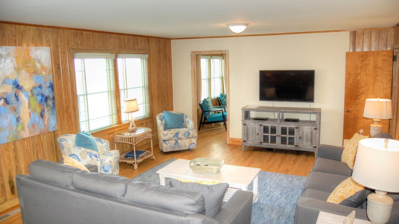 Photo of Bedroom in Golden Mile