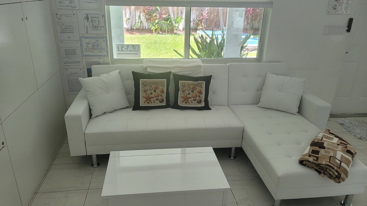 Photo of Others in Dolphin Isles