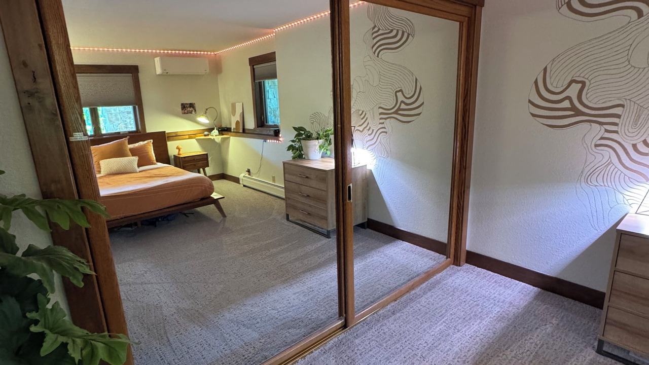 Photo of Bedroom in Hermosa