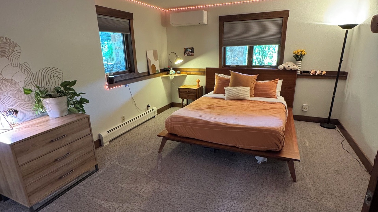 Photo of Bedroom in Hermosa
