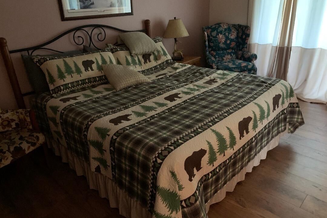 Photo of Bedroom in Chalet Village