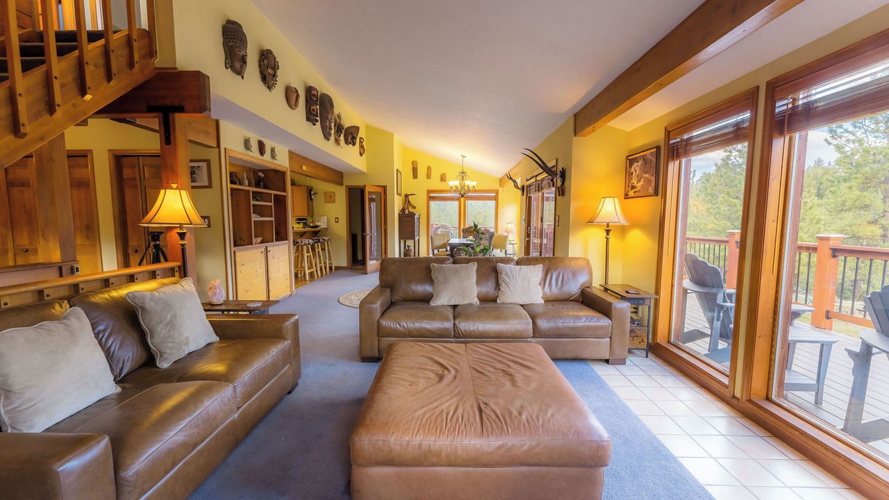 Photo of Livingroom in Pine