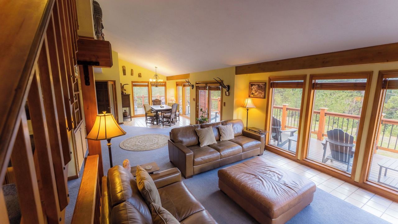 Photo of Livingroom in Pine