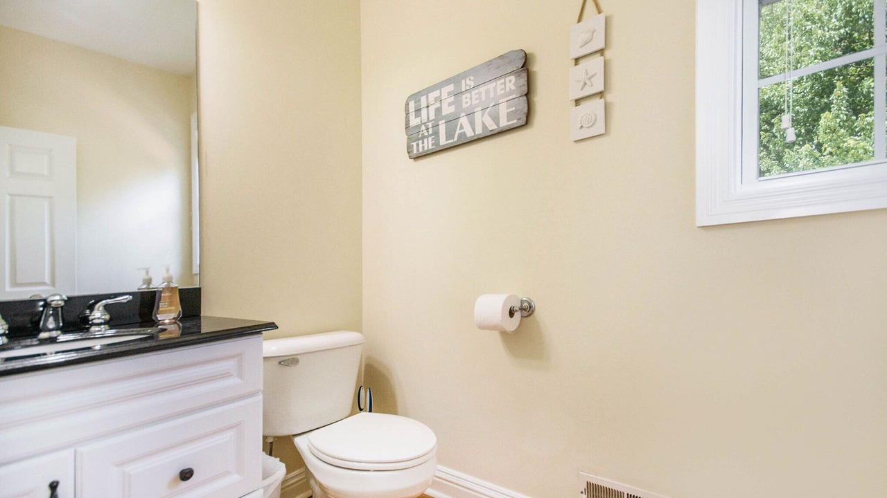 Photo of Bathroom in Miami Park
