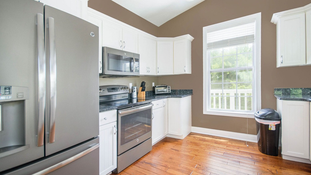 Photo of Kitchen in Miami Park