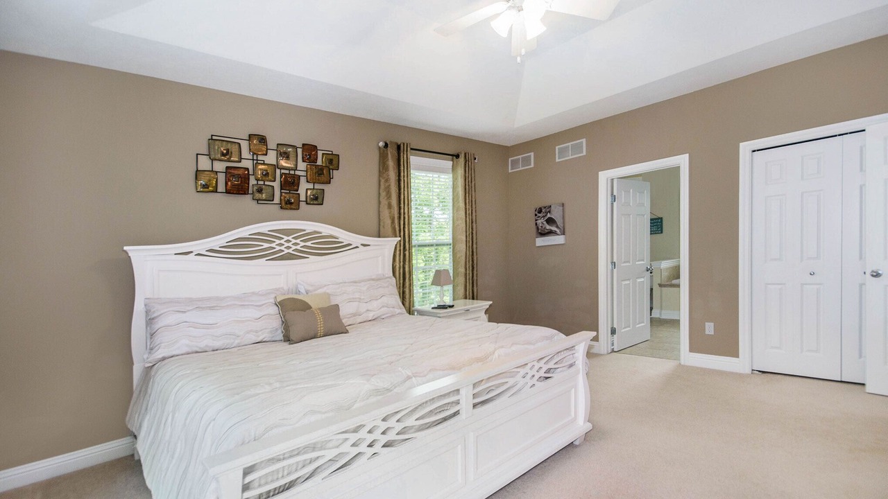 Photo of Bedroom in Miami Park