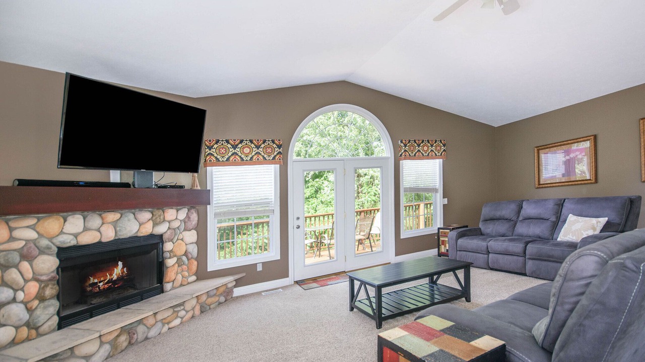 Photo of Livingroom in Miami Park