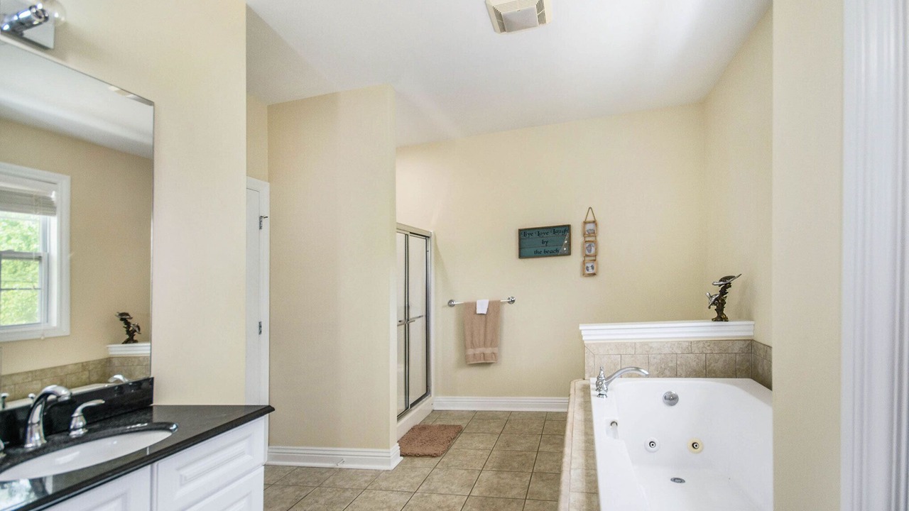 Photo of Bathroom in Miami Park