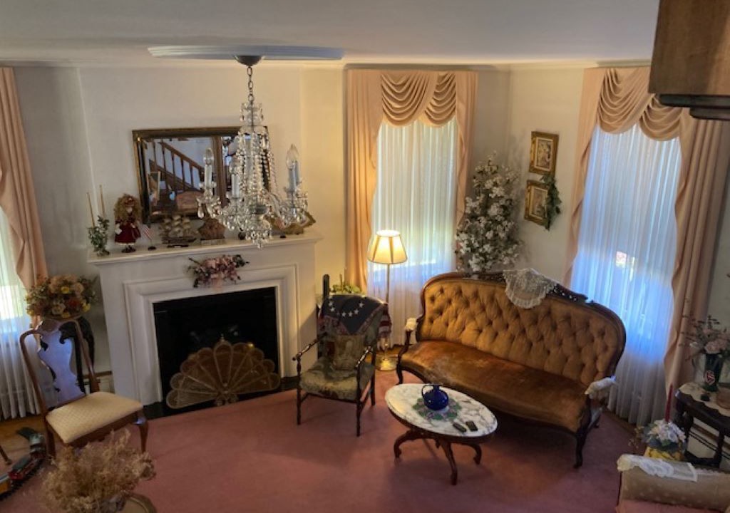 Photo of Livingroom in Bellepoint