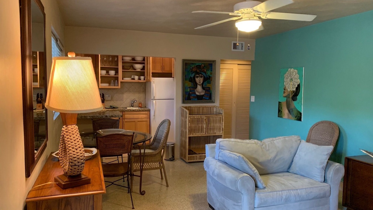 Photo of Livingroom in North Beach